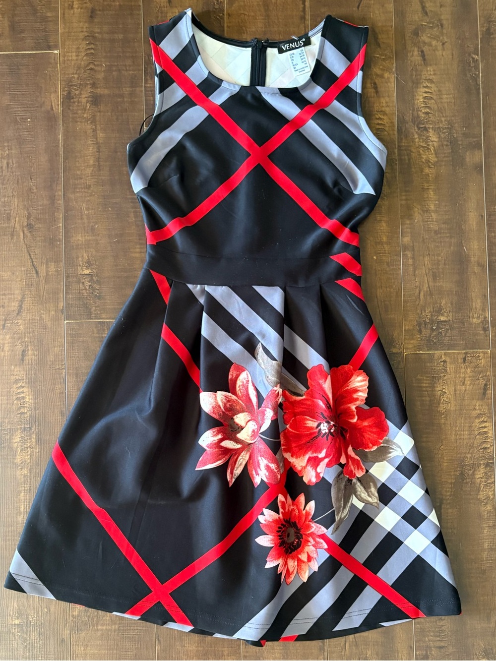 Venus Black Floral Plaid Fit-and-Flare Dress with Red Accents Women Size XS